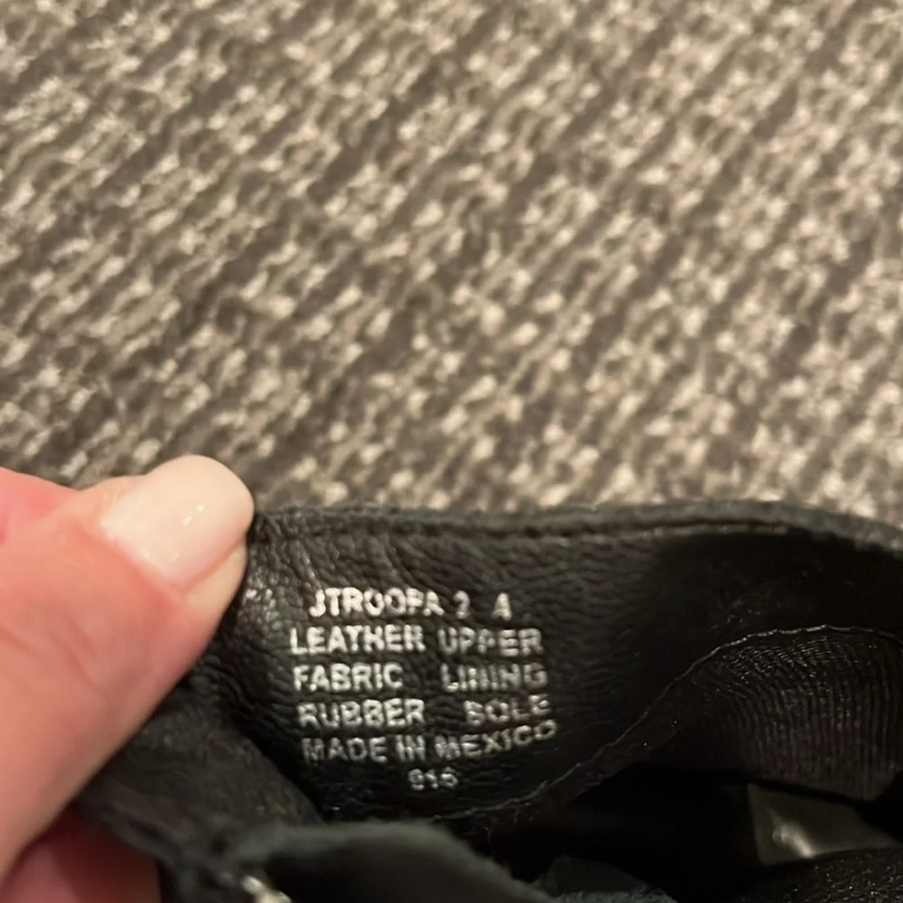 Steve Madden girls black boots size 4